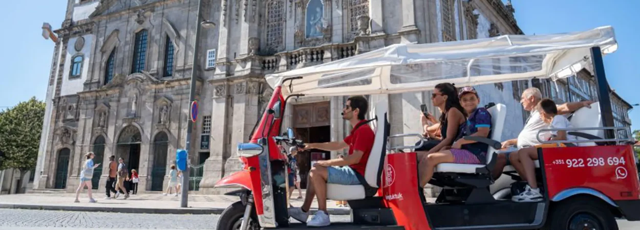 City Tour guiado de Tuk-Tuk e Cruzeiro no Rio Douro2
